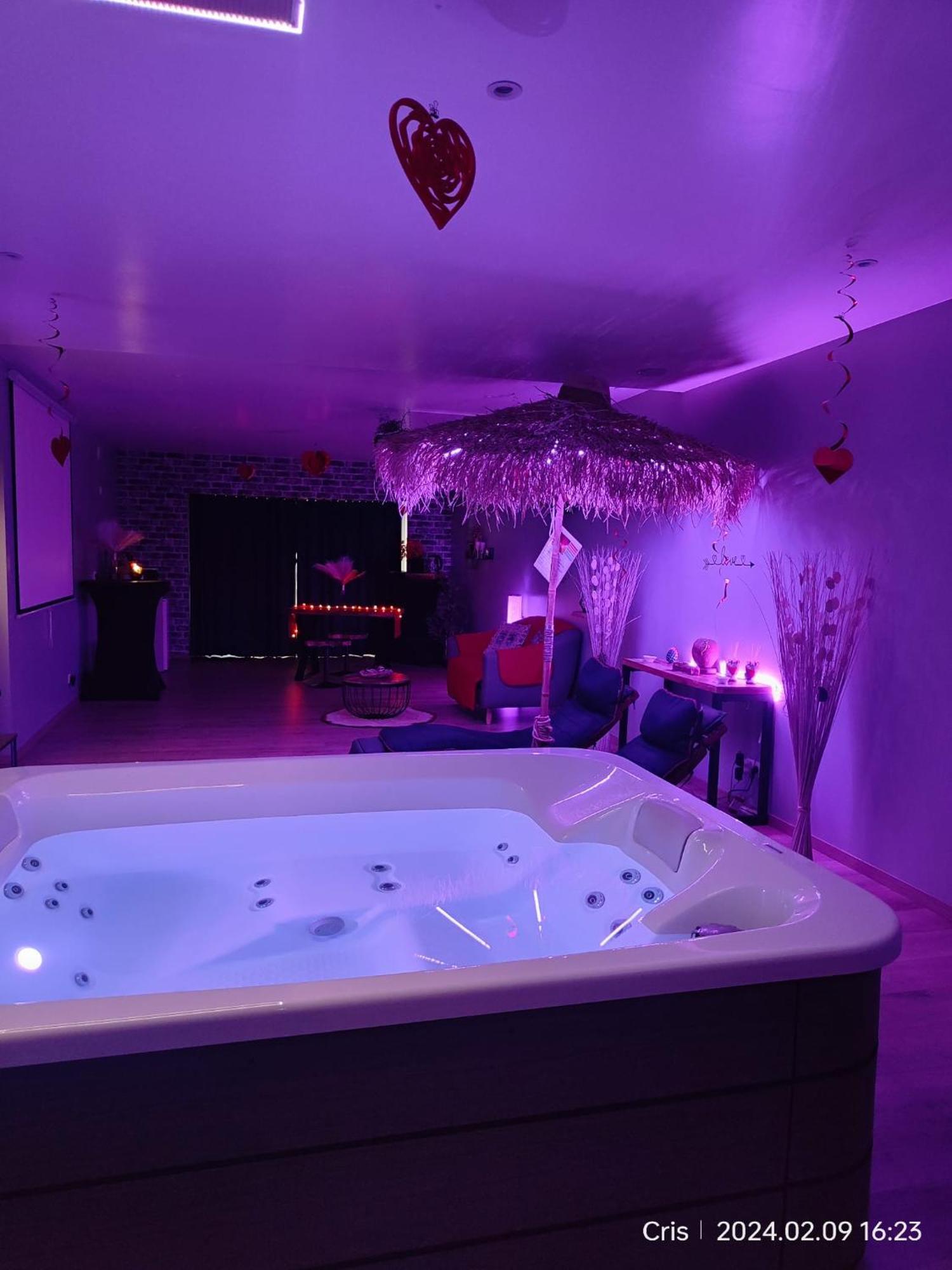 مبيت وإفطار La Louvière Le Relax المظهر الخارجي الصورة